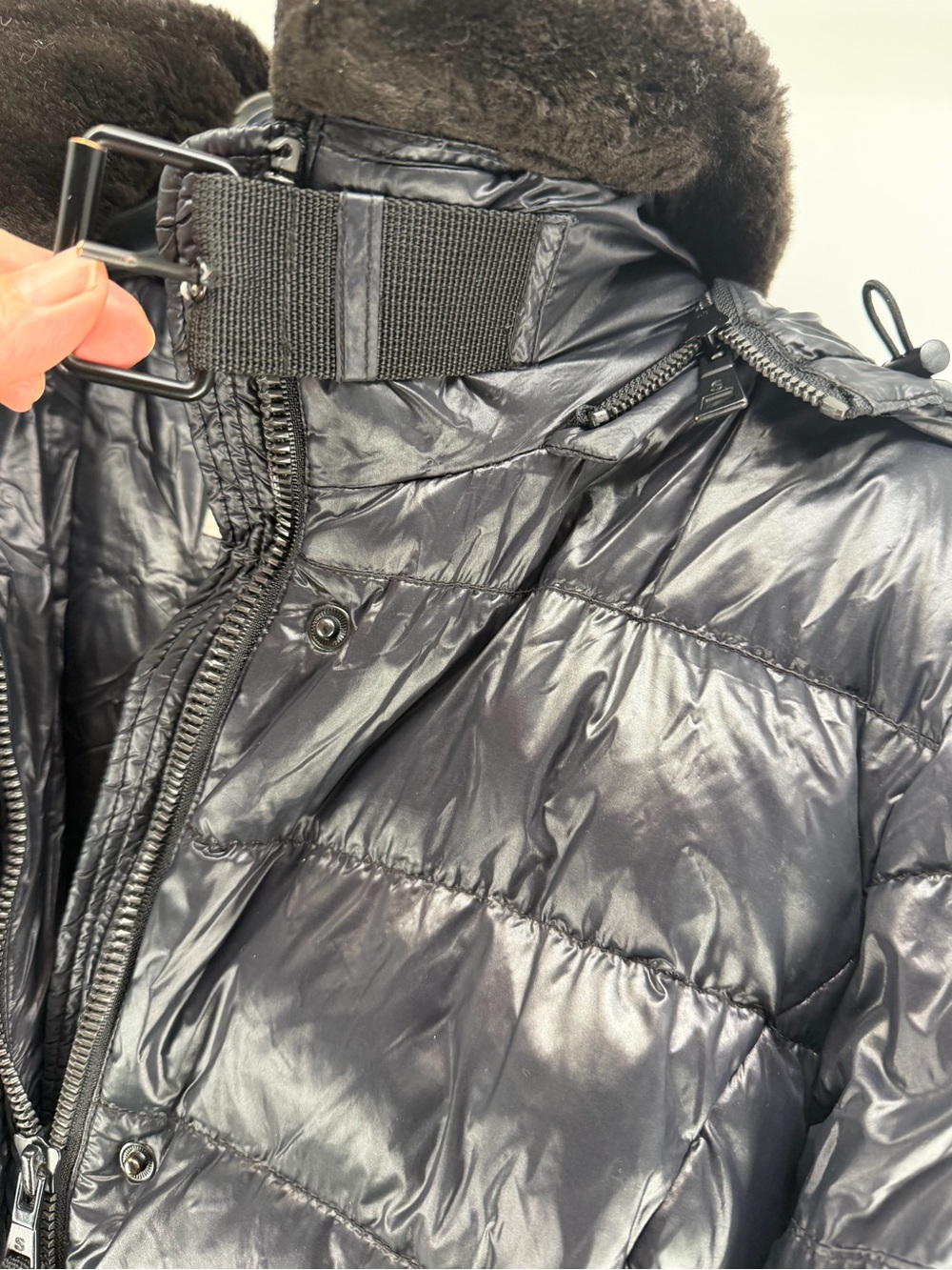 S13 Shiny Quilted Puffer Jacket with Faux Fur Collar - Black - Picture 7 of 7